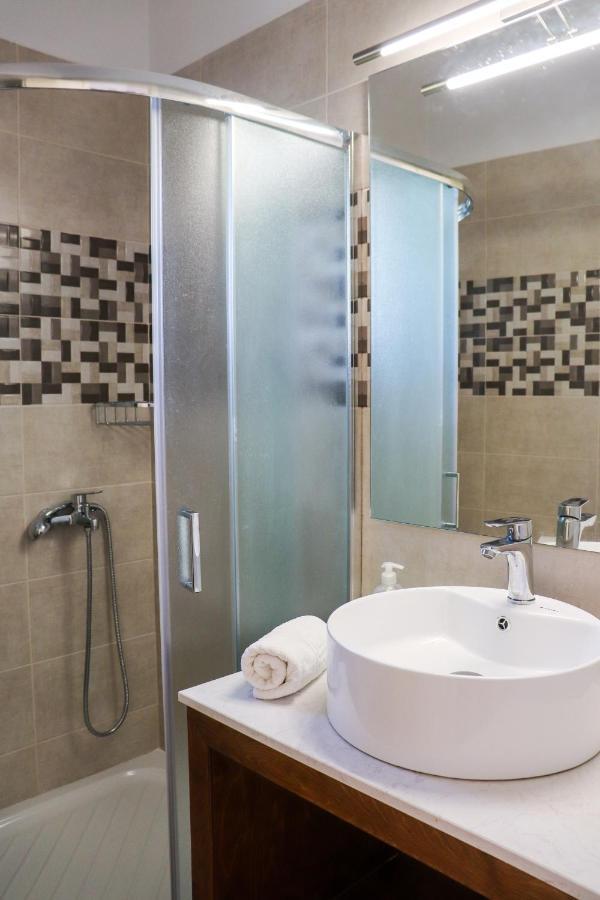 Sirines Apartments Палекастрон Экстерьер фото